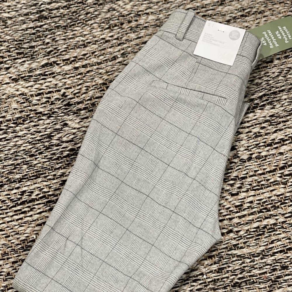 Woman’s Dress Pants